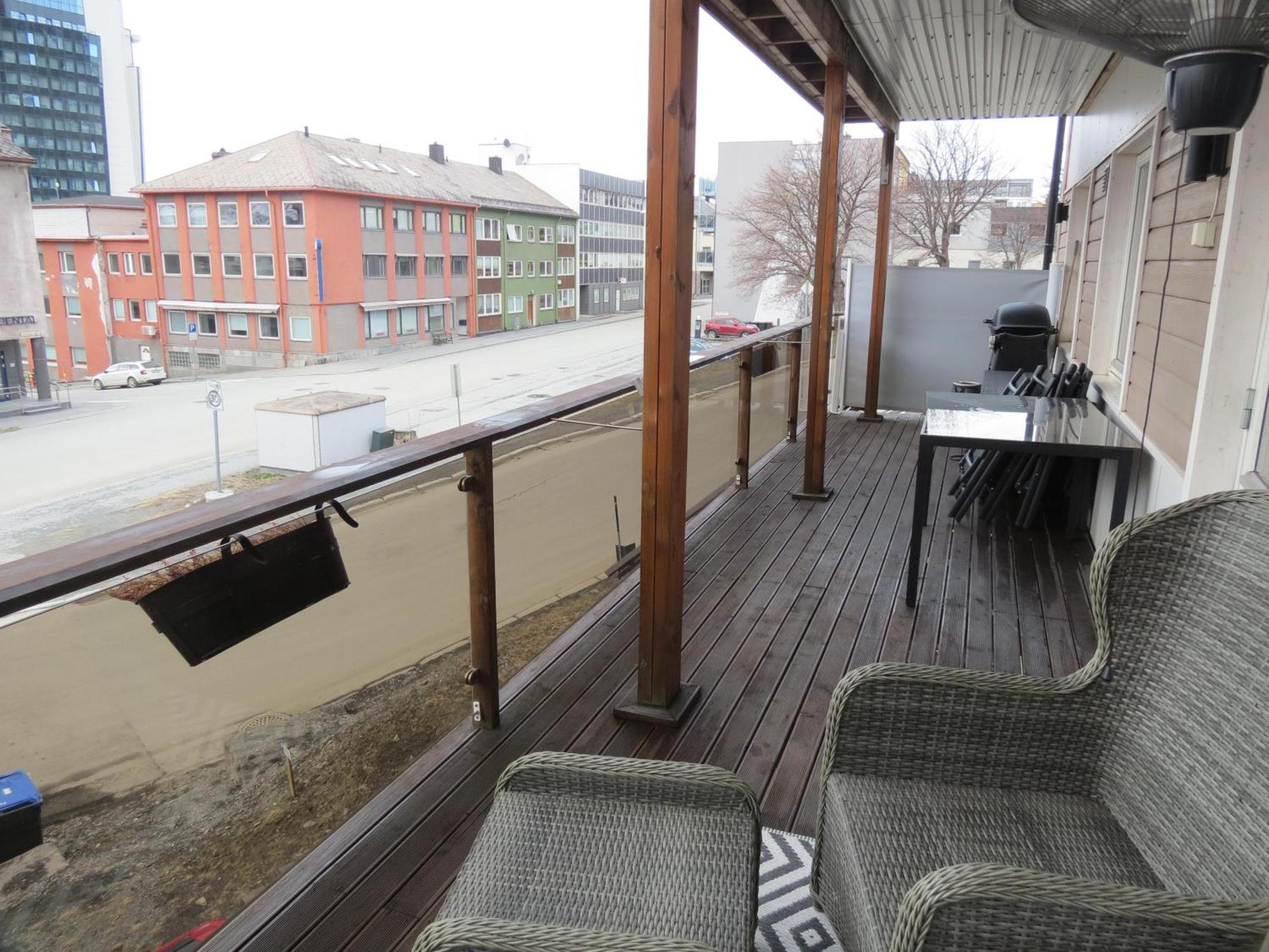 Koselig Og Moderne Leilighet, Meget Sentralt I Narvik Med Gratis Parkering! Luaran gambar