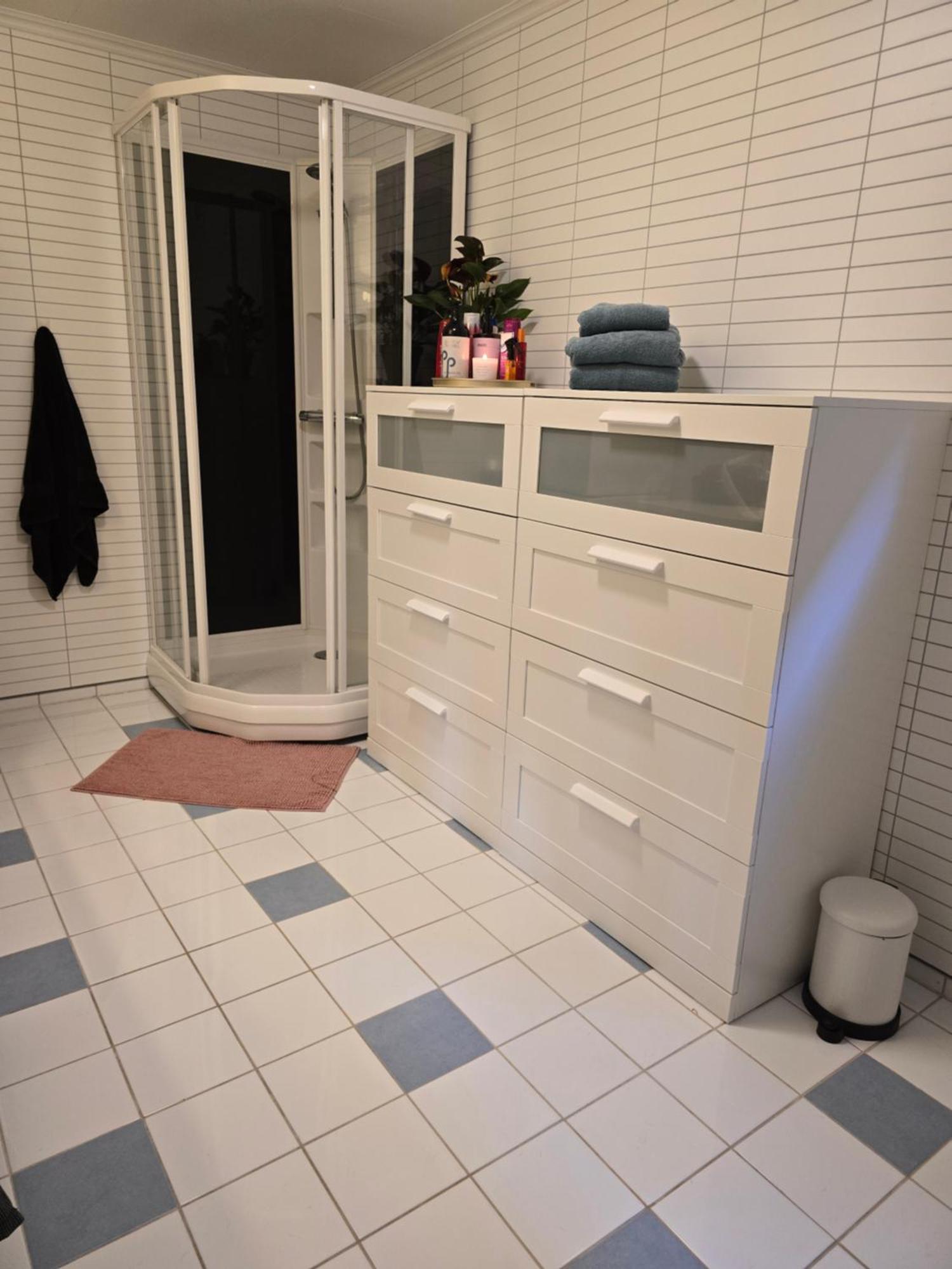 Koselig Og Moderne Leilighet, Meget Sentralt I Narvik Med Gratis Parkering! Luaran gambar